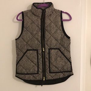 J. Crew black and white herringbone print vest